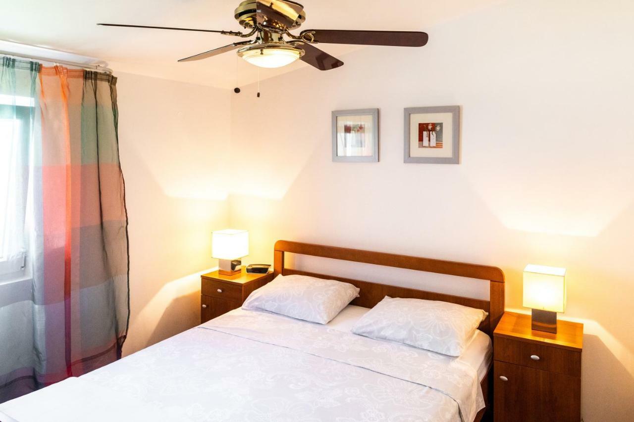 Apartamento Lambrisa Trogir Exterior foto
